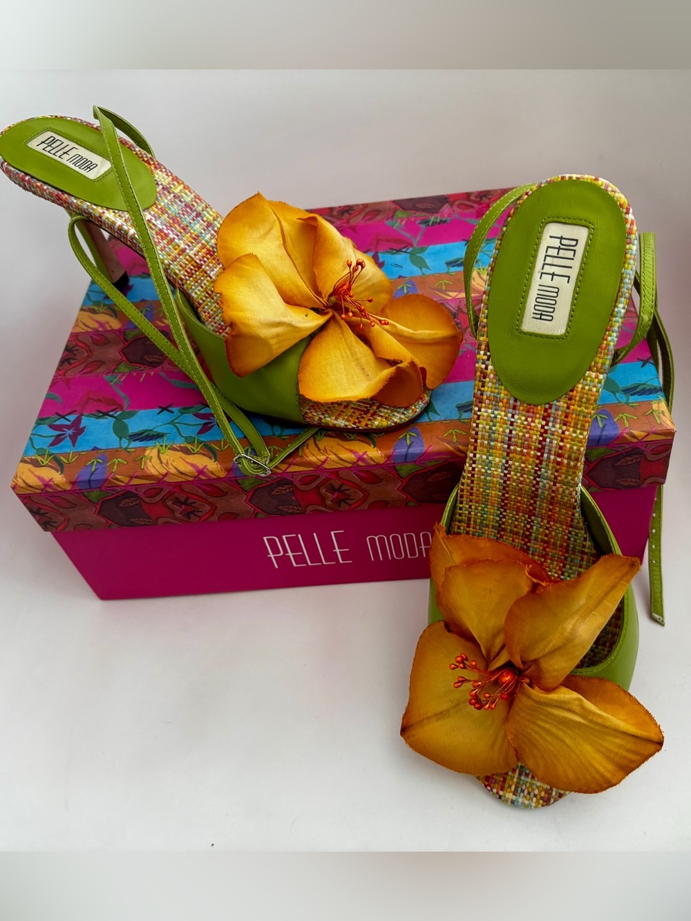 Pelle Moda Lorena Floral Ankle Wrap Leather Heels Size 10M Statement Sandals